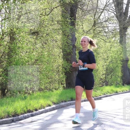 12.04.2026 - 45. Internationalen Wilhelmsburger Insellauf Yannick Fuchs http://msf.ph/oto/9484040 12.04.2026 10:33:13 Laufen 578 meine-sportfotos.de