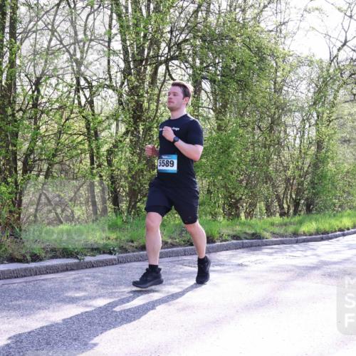 12.04.2026 - 45. Internationalen Wilhelmsburger Insellauf Yannick Fuchs http://msf.ph/oto/9484051 12.04.2026 10:26:04 Laufen 5589 meine-sportfotos.de