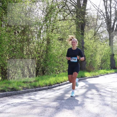 12.04.2026 - 45. Internationalen Wilhelmsburger Insellauf Yannick Fuchs http://msf.ph/oto/9484052 12.04.2026 10:33:14 Laufen 5766 meine-sportfotos.de