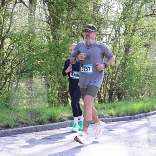 12.04.2026 - 45. Internationalen Wilhelmsburger Insellauf Yannick Fuchs http://msf.ph/oto/9484067 12.04.2026 10:45:50 Laufen 4396, 3257, 4339 meine-sportfotos.de