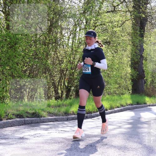 12.04.2026 - 45. Internationalen Wilhelmsburger Insellauf Yannick Fuchs http://msf.ph/oto/9484082 12.04.2026 10:26:07 Laufen 3221, 4118, 3786 meine-sportfotos.de