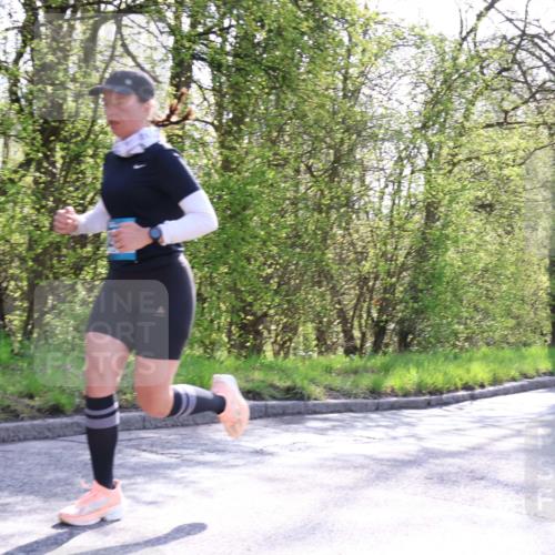 12.04.2026 - 45. Internationalen Wilhelmsburger Insellauf Yannick Fuchs http://msf.ph/oto/9484094 12.04.2026 10:26:08 Laufen 4118 meine-sportfotos.de