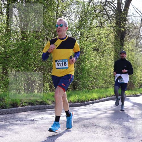 12.04.2026 - 45. Internationalen Wilhelmsburger Insellauf Yannick Fuchs http://msf.ph/oto/9484108 12.04.2026 10:26:10 Laufen 4118, 3786 meine-sportfotos.de