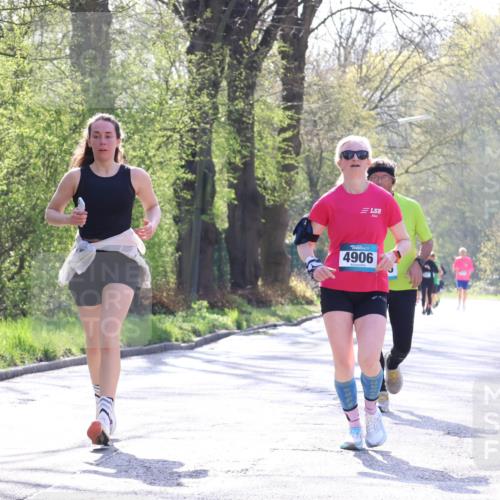 12.04.2026 - 45. Internationalen Wilhelmsburger Insellauf Yannick Fuchs http://msf.ph/oto/9484132 12.04.2026 10:33:25 Laufen 4906 meine-sportfotos.de