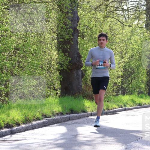 12.04.2026 - 45. Internationalen Wilhelmsburger Insellauf Yannick Fuchs http://msf.ph/oto/9484135 12.04.2026 10:26:14 Laufen 2446, 3230 meine-sportfotos.de