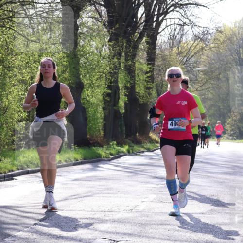 12.04.2026 - 45. Internationalen Wilhelmsburger Insellauf Yannick Fuchs http://msf.ph/oto/9484142 12.04.2026 10:33:26 Laufen 492 meine-sportfotos.de