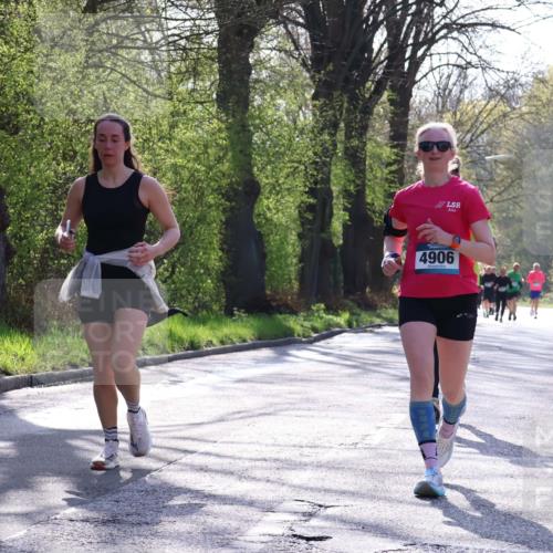 12.04.2026 - 45. Internationalen Wilhelmsburger Insellauf Yannick Fuchs http://msf.ph/oto/9484150 12.04.2026 10:33:27 Laufen 4906 meine-sportfotos.de