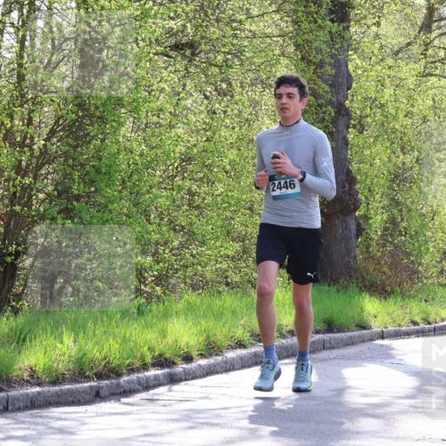 12.04.2026 - 45. Internationalen Wilhelmsburger Insellauf Yannick Fuchs http://msf.ph/oto/9484151 12.04.2026 10:26:15 Laufen 2446 meine-sportfotos.de