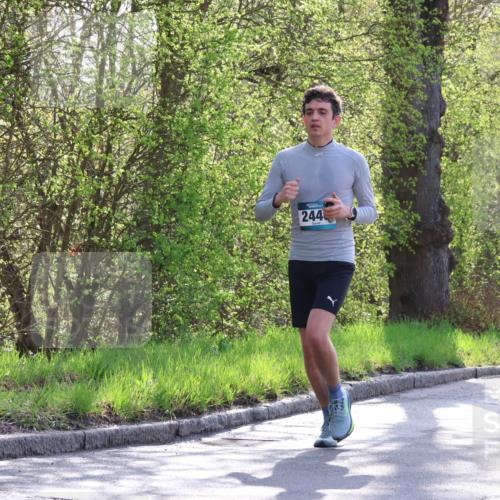 12.04.2026 - 45. Internationalen Wilhelmsburger Insellauf Yannick Fuchs http://msf.ph/oto/9484157 12.04.2026 10:26:15 Laufen 244 meine-sportfotos.de
