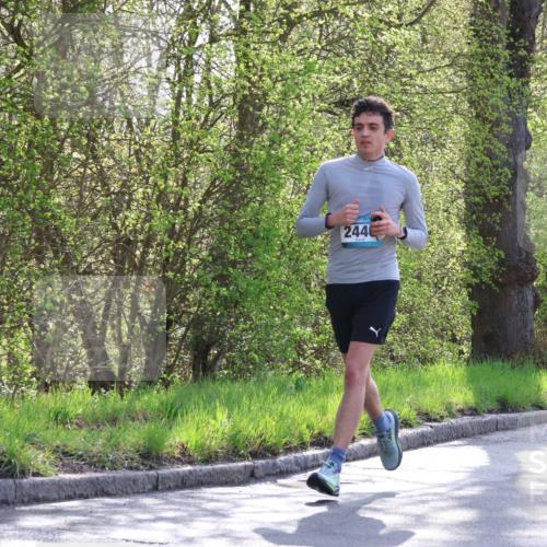 12.04.2026 - 45. Internationalen Wilhelmsburger Insellauf Yannick Fuchs http://msf.ph/oto/9484159 12.04.2026 10:26:16 Laufen 244 meine-sportfotos.de
