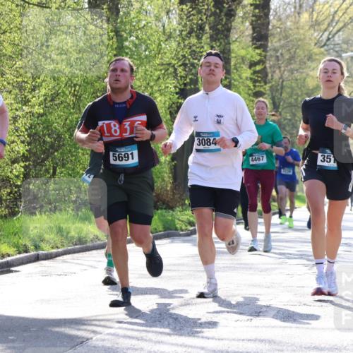 12.04.2026 - 45. Internationalen Wilhelmsburger Insellauf Yannick Fuchs http://msf.ph/oto/9484187 12.04.2026 10:26:19 Laufen 3230, 1836, 5691, 3084, 4467, 3238, 35 meine-sportfotos.de