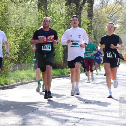 12.04.2026 - 45. Internationalen Wilhelmsburger Insellauf Yannick Fuchs http://msf.ph/oto/9484191 12.04.2026 10:26:19 Laufen 836, 3084, 3230, 5691, 2053, 44674, 35, 6, 3230 meine-sportfotos.de