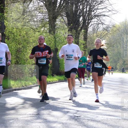 12.04.2026 - 45. Internationalen Wilhelmsburger Insellauf Yannick Fuchs http://msf.ph/oto/9484200 12.04.2026 10:26:20 Laufen 836, 3230, 5691, 3084, 4467, 3516, 3238 meine-sportfotos.de