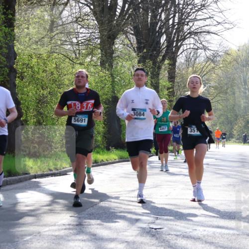 12.04.2026 - 45. Internationalen Wilhelmsburger Insellauf Yannick Fuchs http://msf.ph/oto/9484203 12.04.2026 10:26:20 Laufen 1836, 3084, 5691, 3230, 4467, 3238, 351 meine-sportfotos.de