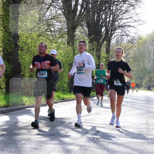 12.04.2026 - 45. Internationalen Wilhelmsburger Insellauf Yannick Fuchs http://msf.ph/oto/9484206 12.04.2026 10:26:20 Laufen 3230, 1835, 5691, 3084, 4467, 35 meine-sportfotos.de