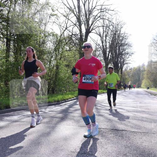 12.04.2026 - 45. Internationalen Wilhelmsburger Insellauf Yannick Fuchs http://msf.ph/oto/9484217 12.04.2026 10:33:29 Laufen 4906, 5805 meine-sportfotos.de