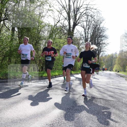 12.04.2026 - 45. Internationalen Wilhelmsburger Insellauf Yannick Fuchs http://msf.ph/oto/9484229 12.04.2026 10:26:22 Laufen 3230, 5691, 3084, 3516 meine-sportfotos.de