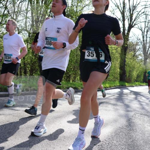 12.04.2026 - 45. Internationalen Wilhelmsburger Insellauf Yannick Fuchs http://msf.ph/oto/9484238 12.04.2026 10:26:23 Laufen 3230, 06, 308, 35, 6, 4467 meine-sportfotos.de