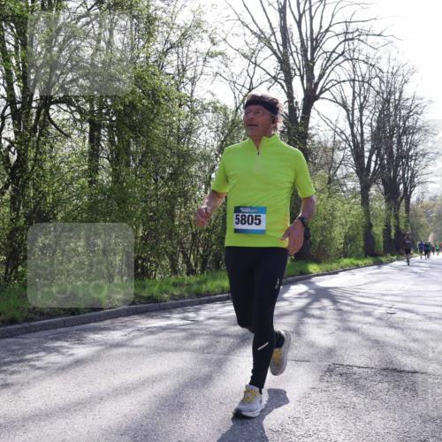 12.04.2026 - 45. Internationalen Wilhelmsburger Insellauf Yannick Fuchs http://msf.ph/oto/9484243 12.04.2026 10:33:31 Laufen 5805 meine-sportfotos.de