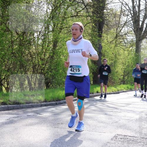 12.04.2026 - 45. Internationalen Wilhelmsburger Insellauf Yannick Fuchs http://msf.ph/oto/9484276 12.04.2026 10:45:55 Laufen 4215, 3754, 4352, 2753, 30, 2164 meine-sportfotos.de