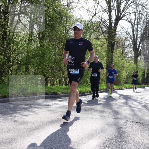 12.04.2026 - 45. Internationalen Wilhelmsburger Insellauf Yannick Fuchs http://msf.ph/oto/9484291 12.04.2026 10:26:28 Laufen 4544, 2090, 3238 meine-sportfotos.de