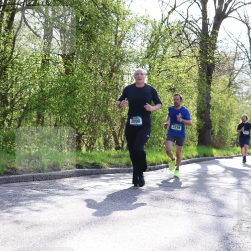 12.04.2026 - 45. Internationalen Wilhelmsburger Insellauf Yannick Fuchs http://msf.ph/oto/9484297 12.04.2026 10:26:29 Laufen 2090, 3238 meine-sportfotos.de