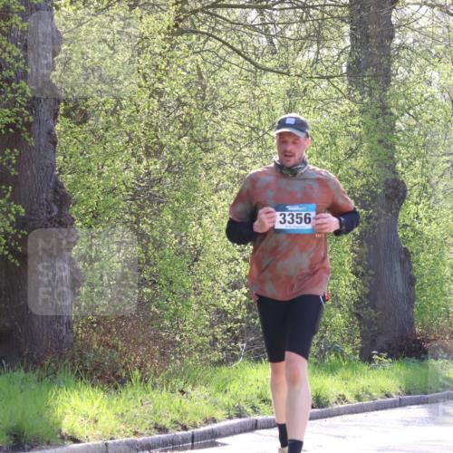 12.04.2026 - 45. Internationalen Wilhelmsburger Insellauf Yannick Fuchs http://msf.ph/oto/9484313 12.04.2026 10:33:36 Laufen 3356 meine-sportfotos.de
