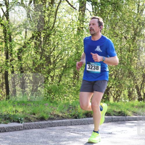 12.04.2026 - 45. Internationalen Wilhelmsburger Insellauf Yannick Fuchs http://msf.ph/oto/9484314 12.04.2026 10:26:30 Laufen 3238 meine-sportfotos.de