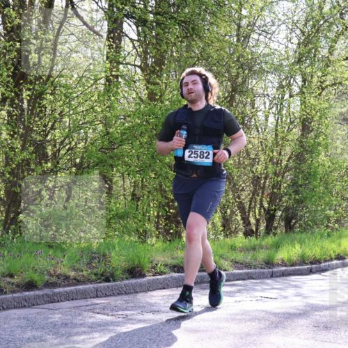 12.04.2026 - 45. Internationalen Wilhelmsburger Insellauf Yannick Fuchs http://msf.ph/oto/9484336 12.04.2026 10:26:32 Laufen 2582 meine-sportfotos.de