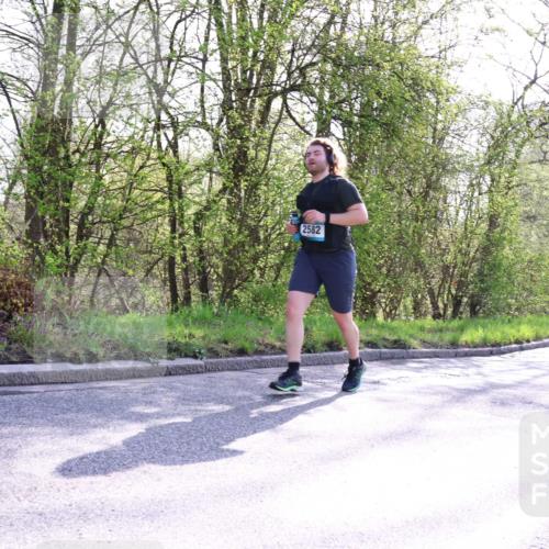 12.04.2026 - 45. Internationalen Wilhelmsburger Insellauf Yannick Fuchs http://msf.ph/oto/9484341 12.04.2026 10:26:33 Laufen 2582 meine-sportfotos.de