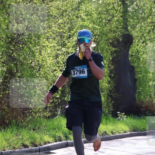 12.04.2026 - 45. Internationalen Wilhelmsburger Insellauf Yannick Fuchs http://msf.ph/oto/9484345 12.04.2026 10:26:34 Laufen 3796 meine-sportfotos.de