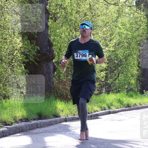 12.04.2026 - 45. Internationalen Wilhelmsburger Insellauf Yannick Fuchs http://msf.ph/oto/9484358 12.04.2026 10:26:35 Laufen 3796 meine-sportfotos.de