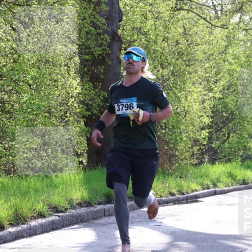 12.04.2026 - 45. Internationalen Wilhelmsburger Insellauf Yannick Fuchs http://msf.ph/oto/9484365 12.04.2026 10:26:36 Laufen 3796 meine-sportfotos.de