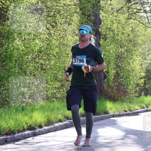 12.04.2026 - 45. Internationalen Wilhelmsburger Insellauf Yannick Fuchs http://msf.ph/oto/9484372 12.04.2026 10:26:36 Laufen 3796 meine-sportfotos.de