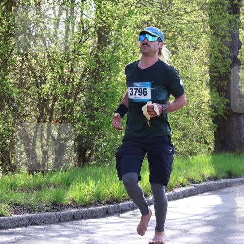 12.04.2026 - 45. Internationalen Wilhelmsburger Insellauf Yannick Fuchs http://msf.ph/oto/9484379 12.04.2026 10:26:37 Laufen 3796 meine-sportfotos.de