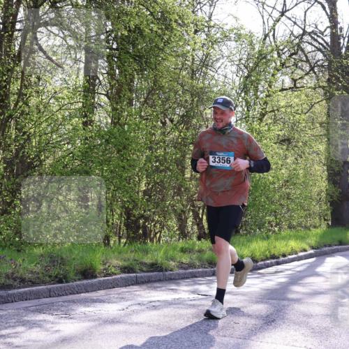 12.04.2026 - 45. Internationalen Wilhelmsburger Insellauf Yannick Fuchs http://msf.ph/oto/9484384 12.04.2026 10:33:39 Laufen 3356 meine-sportfotos.de