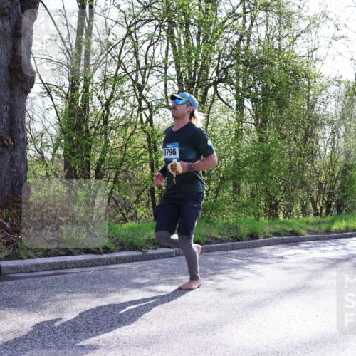 12.04.2026 - 45. Internationalen Wilhelmsburger Insellauf Yannick Fuchs http://msf.ph/oto/9484397 12.04.2026 10:26:38 Laufen 3796 meine-sportfotos.de
