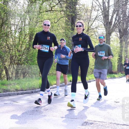 12.04.2026 - 45. Internationalen Wilhelmsburger Insellauf Yannick Fuchs http://msf.ph/oto/9484398 12.04.2026 10:45:59 Laufen 52, 28, 3754, 2164 meine-sportfotos.de