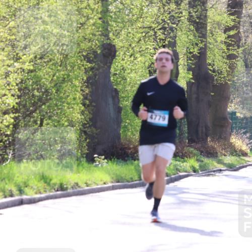 12.04.2026 - 45. Internationalen Wilhelmsburger Insellauf Yannick Fuchs http://msf.ph/oto/9484411 12.04.2026 10:26:41 Laufen 4779, 3492, 2106 meine-sportfotos.de
