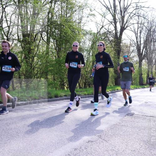 12.04.2026 - 45. Internationalen Wilhelmsburger Insellauf Yannick Fuchs http://msf.ph/oto/9484428 12.04.2026 10:46:00 Laufen 4352, 3754, 2164 meine-sportfotos.de