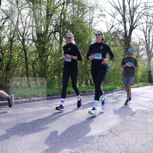 12.04.2026 - 45. Internationalen Wilhelmsburger Insellauf Yannick Fuchs http://msf.ph/oto/9484434 12.04.2026 10:46:00 Laufen 3754, 4352, 3753, 28, 2164 meine-sportfotos.de