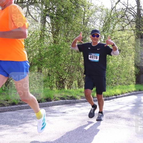 12.04.2026 - 45. Internationalen Wilhelmsburger Insellauf Yannick Fuchs http://msf.ph/oto/9484436 12.04.2026 10:26:43 Laufen 4978, 4779 meine-sportfotos.de