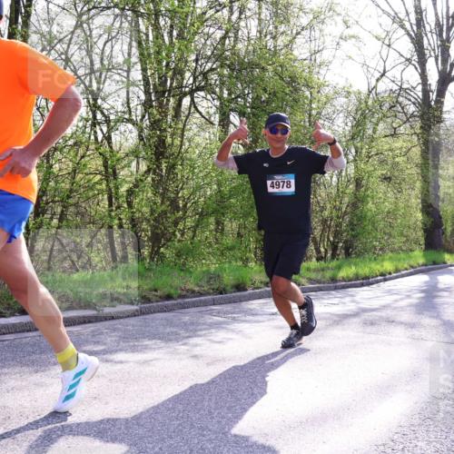12.04.2026 - 45. Internationalen Wilhelmsburger Insellauf Yannick Fuchs http://msf.ph/oto/9484441 12.04.2026 10:26:43 Laufen 4978, 4779 meine-sportfotos.de