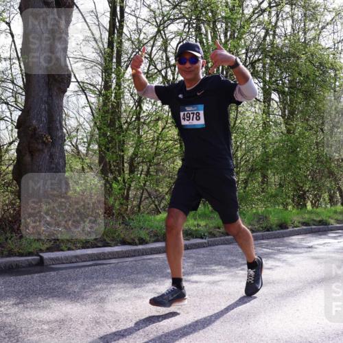 12.04.2026 - 45. Internationalen Wilhelmsburger Insellauf Yannick Fuchs http://msf.ph/oto/9484449 12.04.2026 10:26:44 Laufen 4978 meine-sportfotos.de