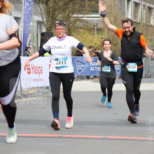 12.04.2026 - 45. Internationalen Wilhelmsburger Insellauf Strokosch-Dieckow http://msf.ph/oto/9484453 12.04.2026 13:21:35 Ziel 2363, 2101, 4417, 3552, 3551, 2333 meine-sportfotos.de