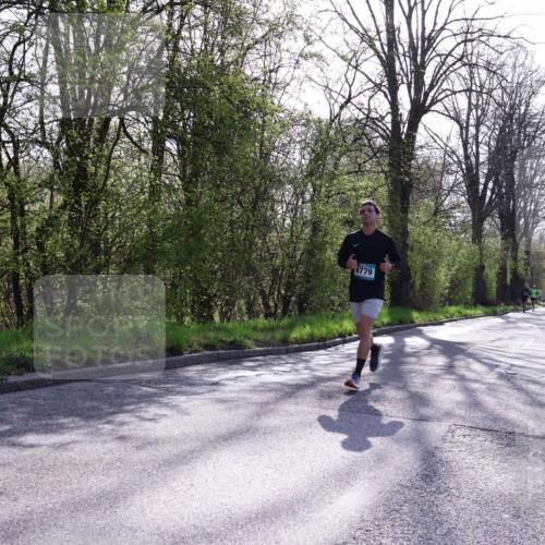 12.04.2026 - 45. Internationalen Wilhelmsburger Insellauf Yannick Fuchs http://msf.ph/oto/9484462 12.04.2026 10:26:45 Laufen 4779 meine-sportfotos.de