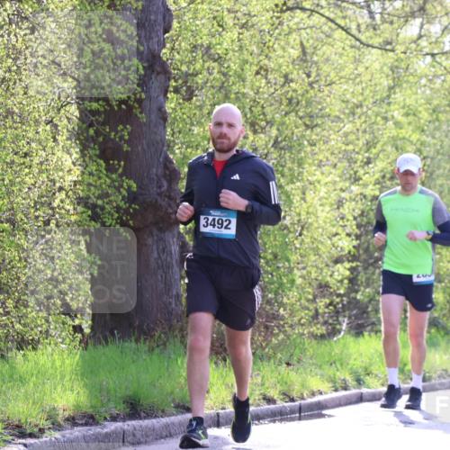 12.04.2026 - 45. Internationalen Wilhelmsburger Insellauf Yannick Fuchs http://msf.ph/oto/9484483 12.04.2026 10:26:53 Laufen 3492 meine-sportfotos.de