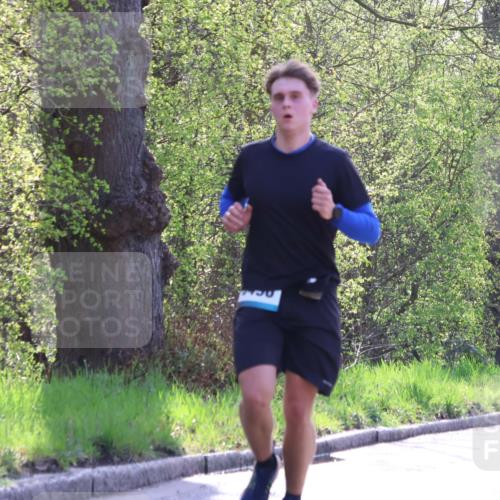 12.04.2026 - 45. Internationalen Wilhelmsburger Insellauf Yannick Fuchs http://msf.ph/oto/9484535 12.04.2026 10:26:59 Laufen  meine-sportfotos.de