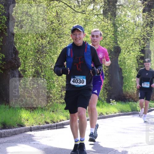 12.04.2026 - 45. Internationalen Wilhelmsburger Insellauf Yannick Fuchs http://msf.ph/oto/9484556 12.04.2026 10:27:01 Laufen 4030, 2115, 579 meine-sportfotos.de