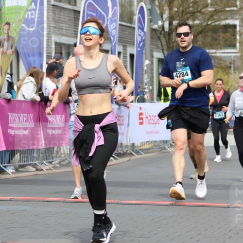 12.04.2026 - 45. Internationalen Wilhelmsburger Insellauf Strokosch-Dieckow http://msf.ph/oto/9484558 12.04.2026 13:21:26 Ziel 4341, 5633, 4284, 4293, 5543 meine-sportfotos.de